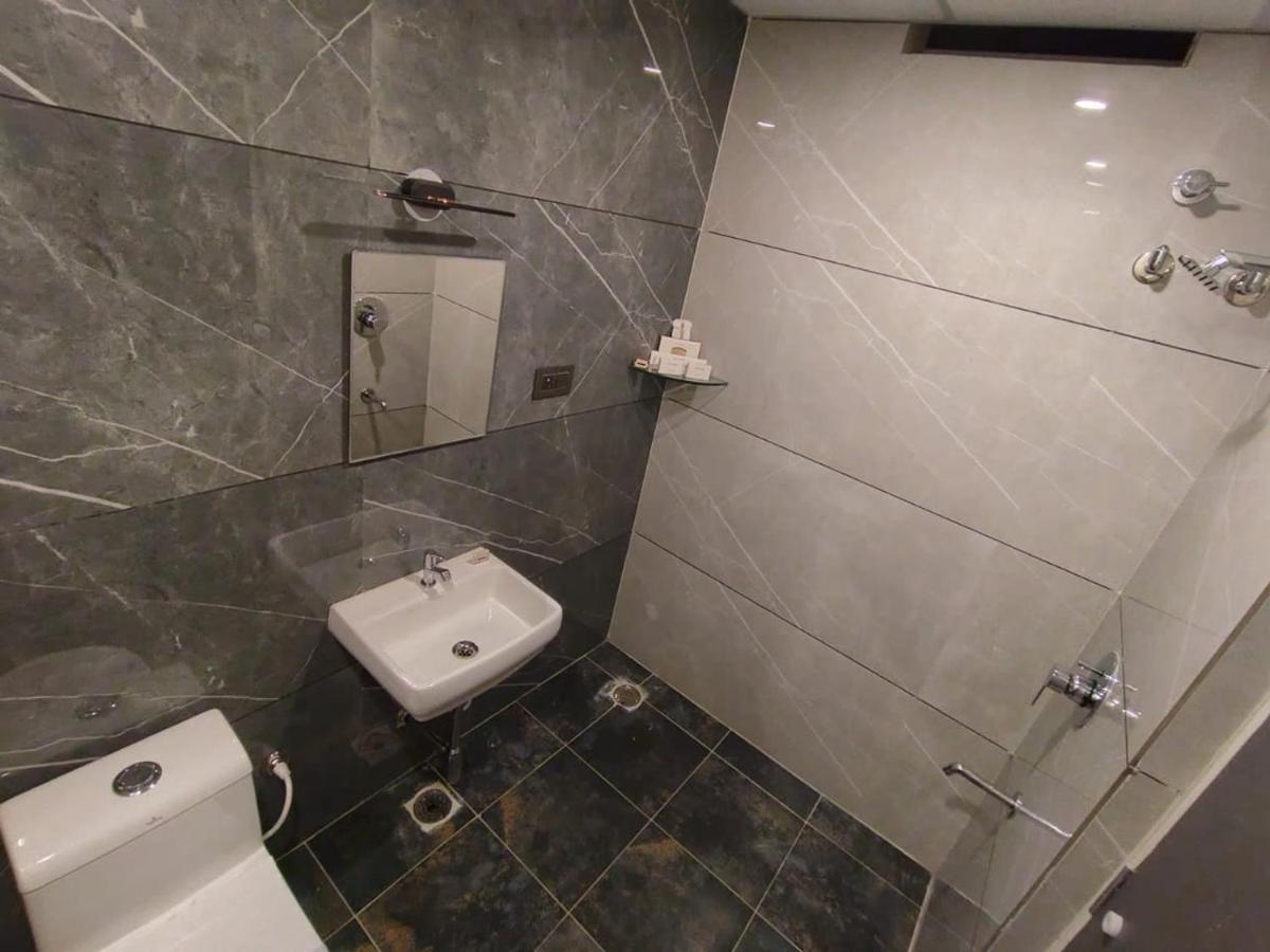 Emerald Urban Comforts Mysore Esterno foto