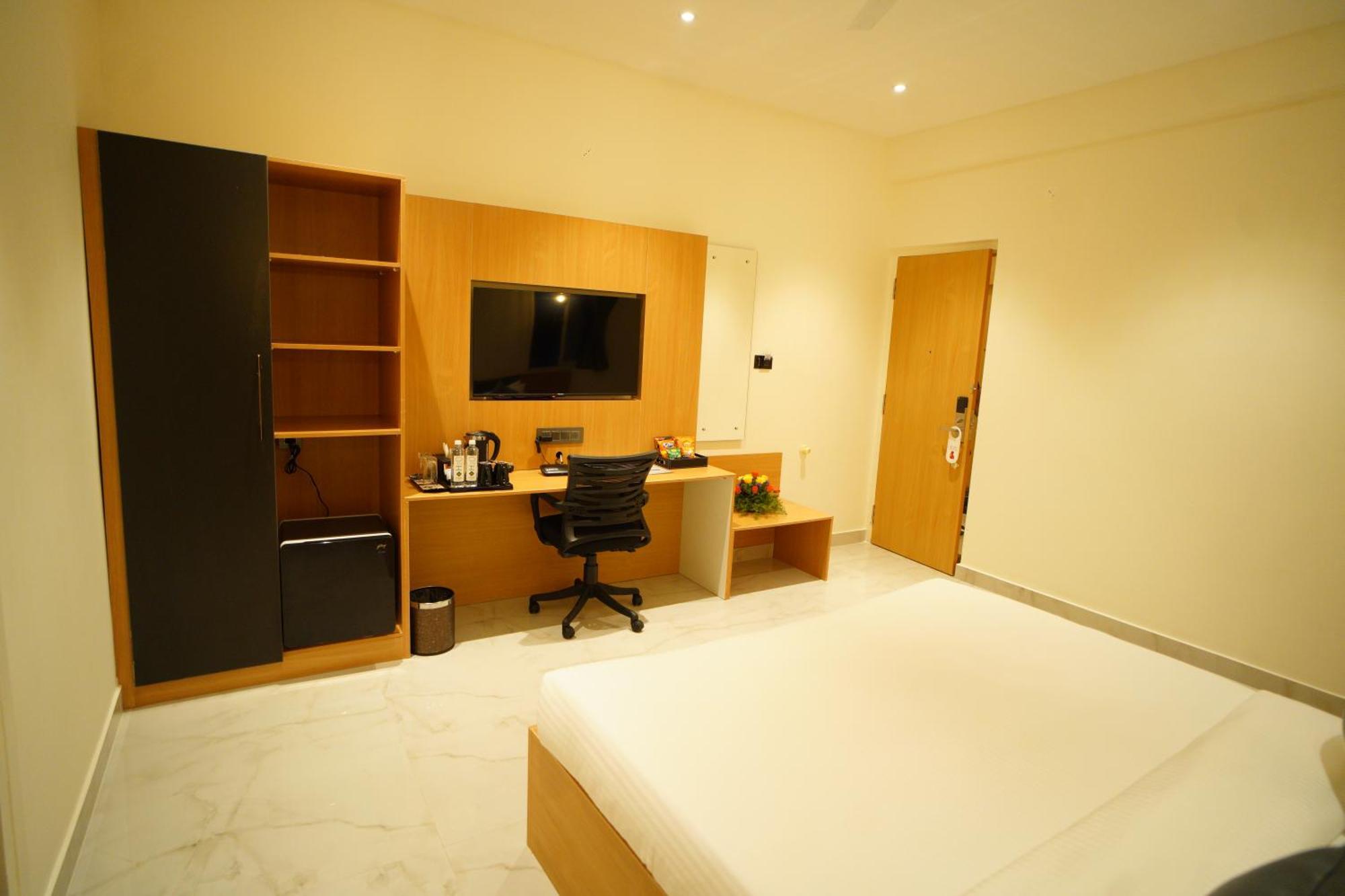 Emerald Urban Comforts Mysore Esterno foto