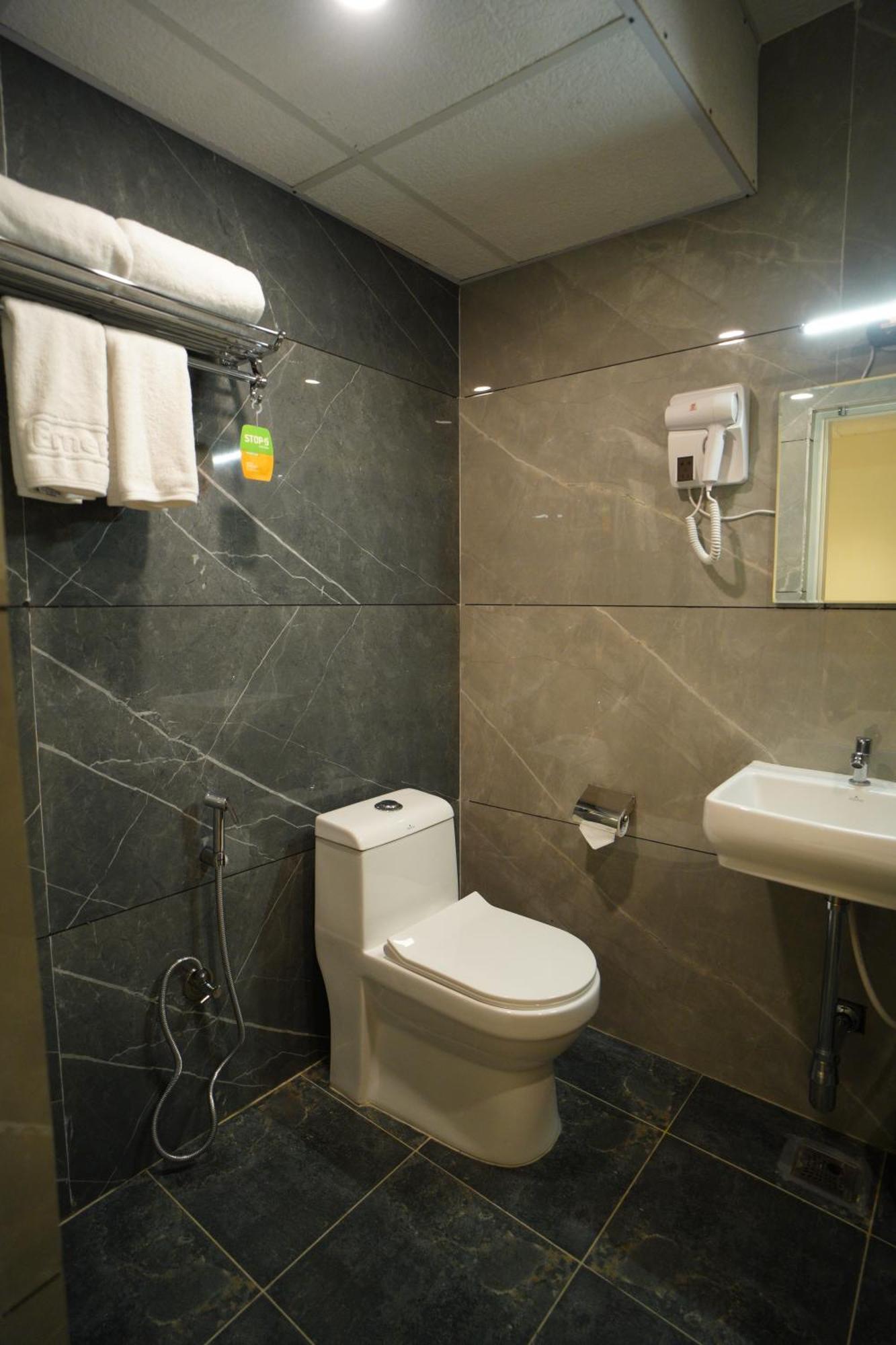 Emerald Urban Comforts Mysore Esterno foto